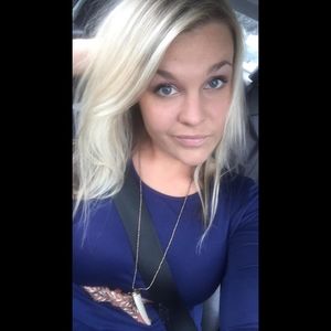 Meet your Posher, Jade